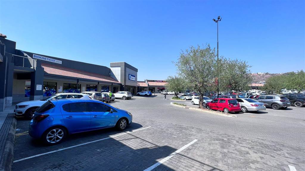 75  m² Commercial space in Ruimsig photo number 5