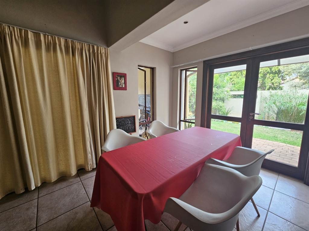 3 Bed House in Raslouw Manor photo number 11