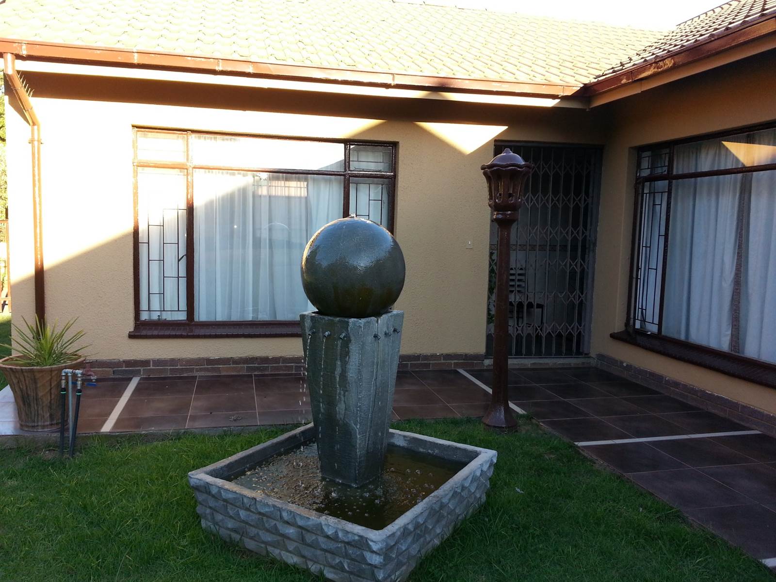 Bachelor apartment in Vaalpark photo number 9