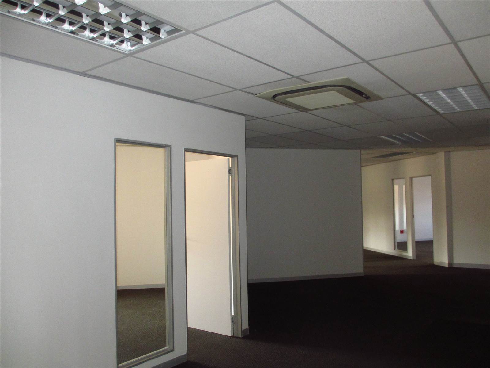 1897  m² Commercial space in Fourways photo number 30