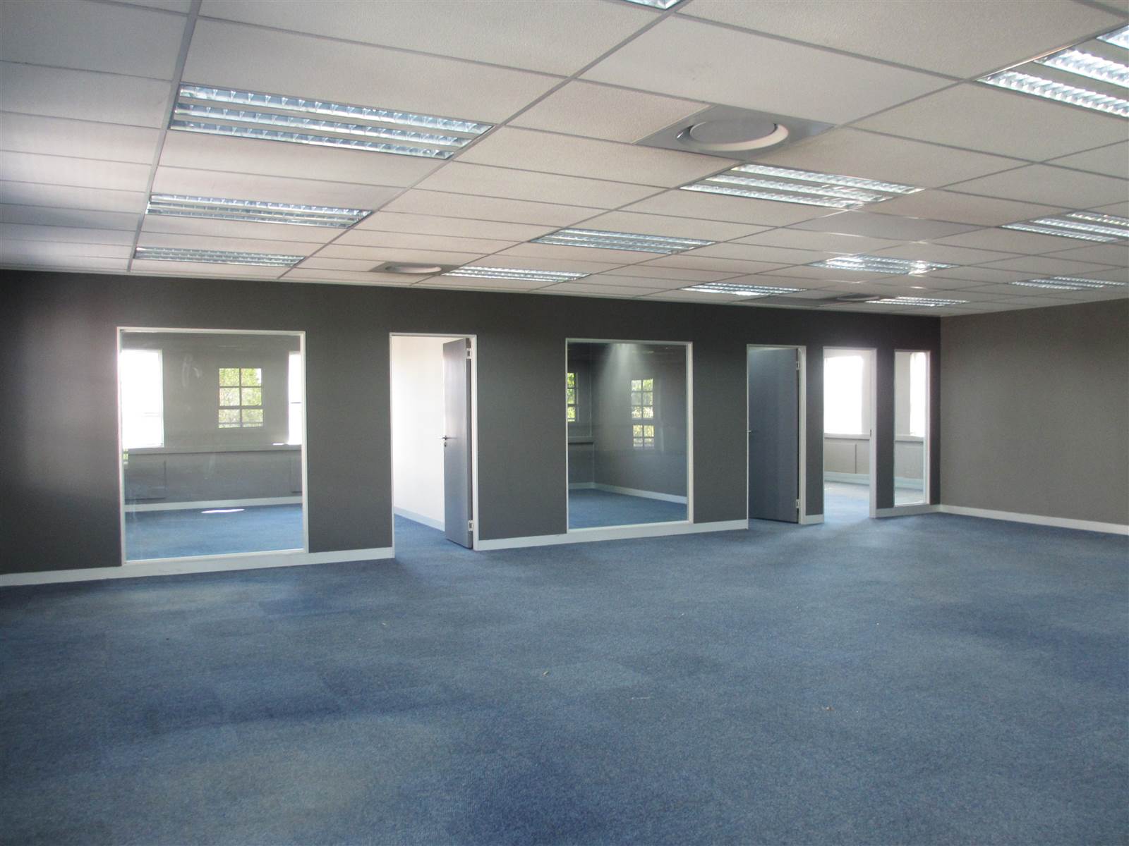 1897  m² Commercial space in Fourways photo number 19