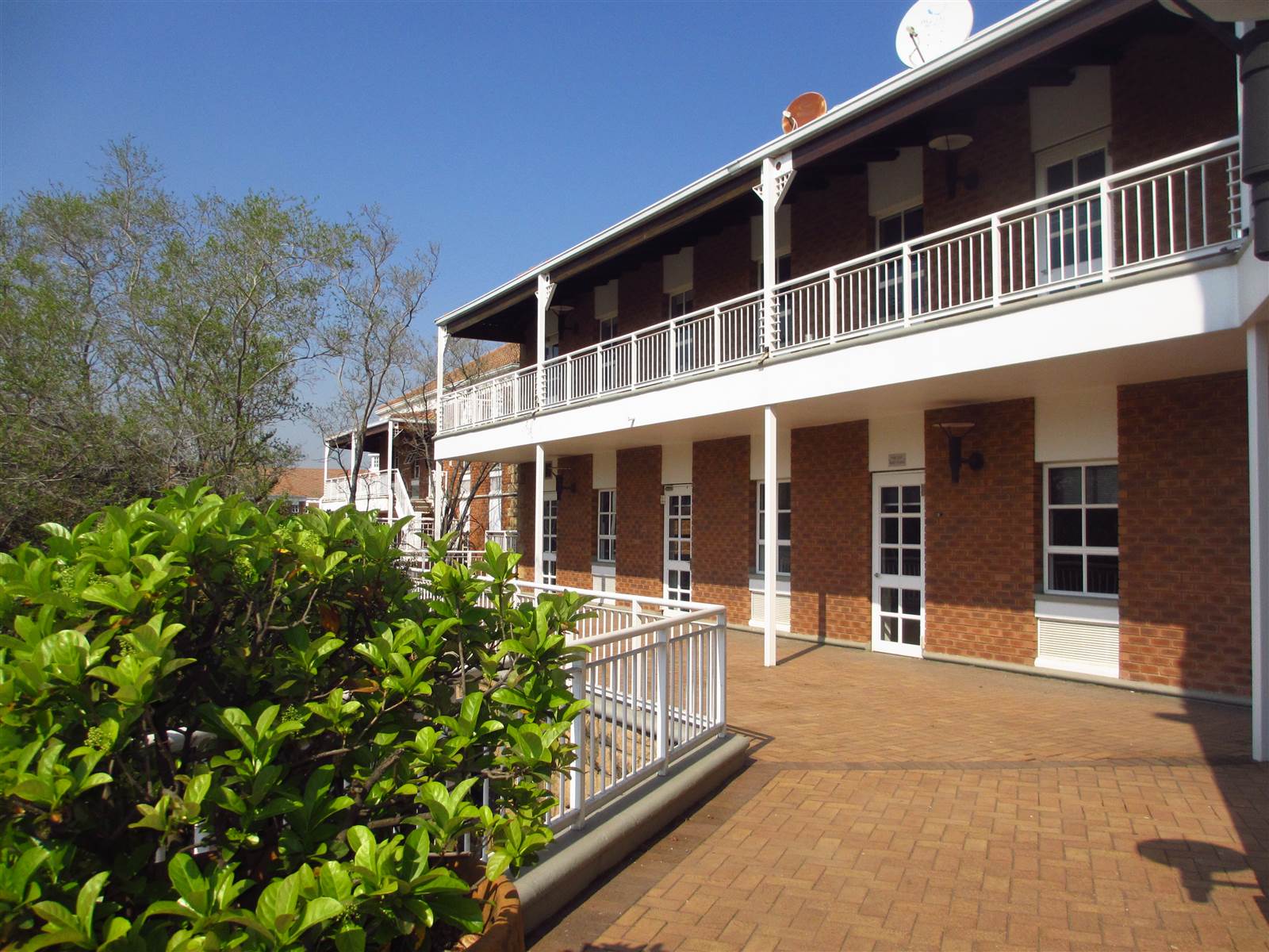 1897  m² Commercial space in Fourways photo number 1