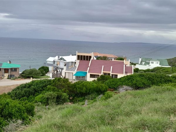 738 m² Land available in Dana Bay