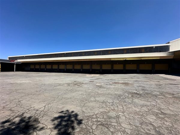 6 714  m² Industrial space