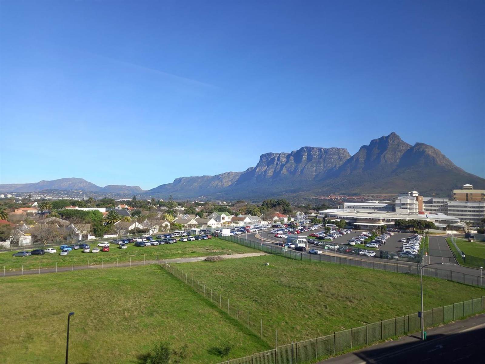 1545  m² Office Space in Rondebosch photo number 2