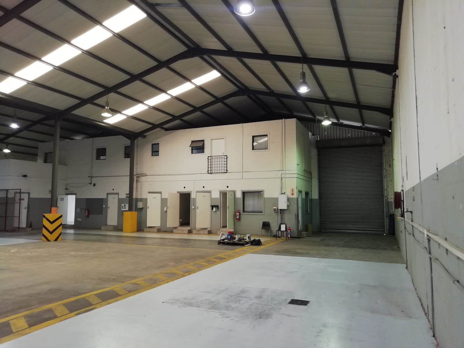 450  m² Industrial space in Kuilsriver photo number 3