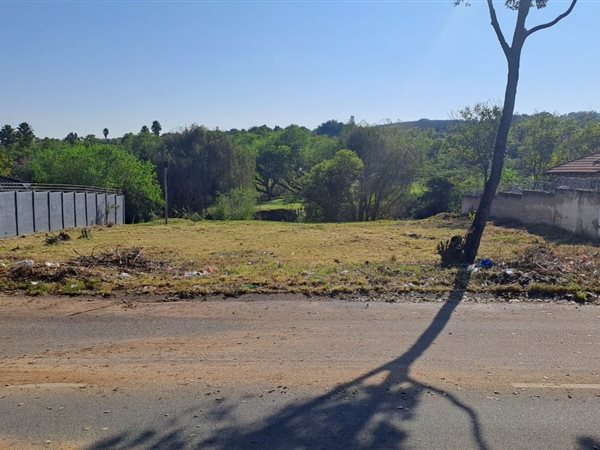 797 m² Land available in Country View Estate