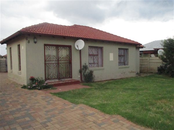 3 Bed House in Goudrand