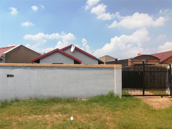 2 Bedroom House 2 Bedroom House