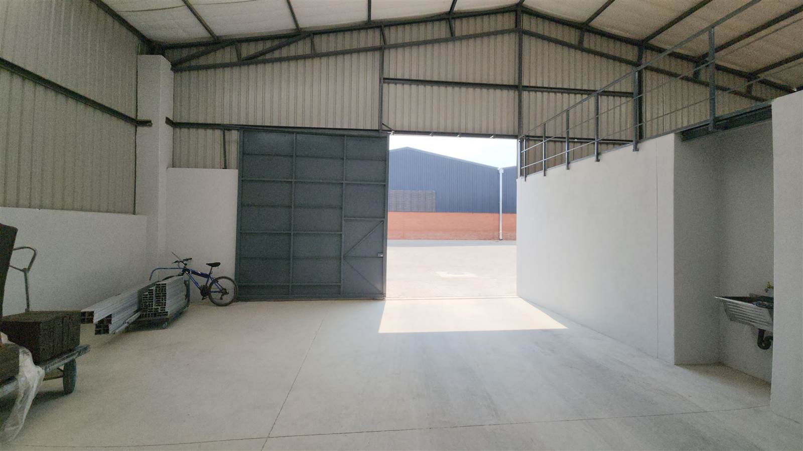 1125  m² Industrial space in Roodepoort Central photo number 16