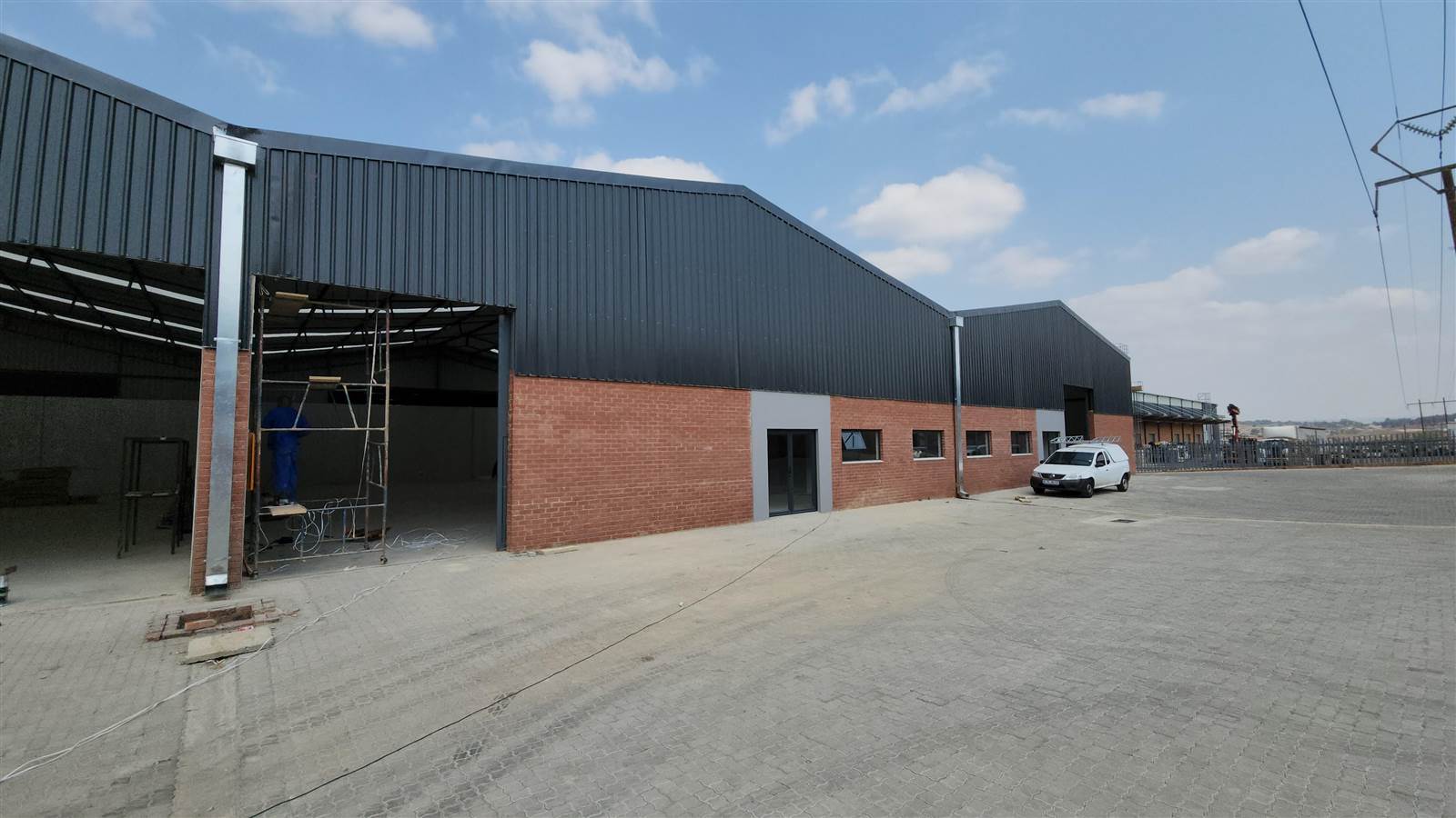 1125  m² Industrial space in Roodepoort Central photo number 1
