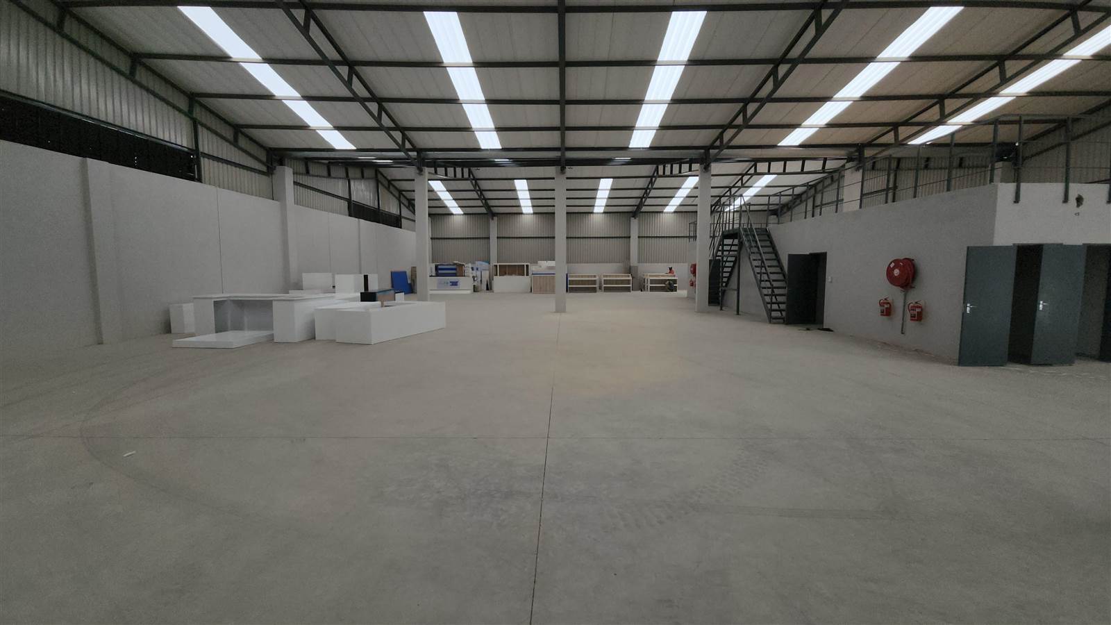 1125  m² Industrial space in Roodepoort Central photo number 29