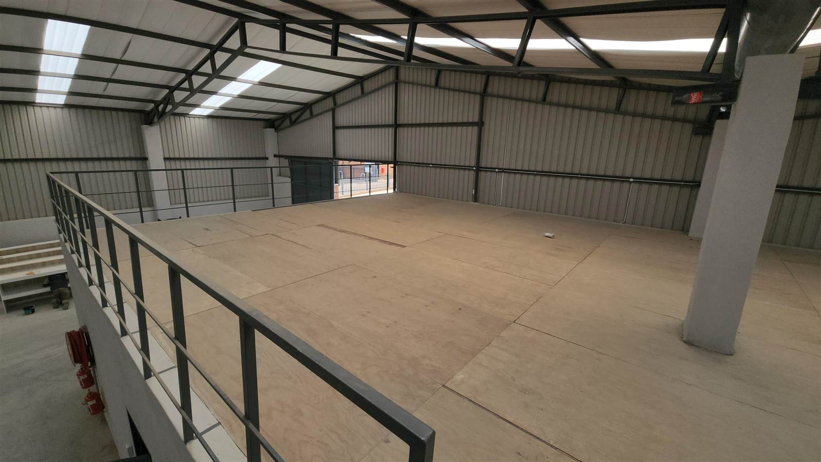 1125  m² Industrial space in Roodepoort Central photo number 21
