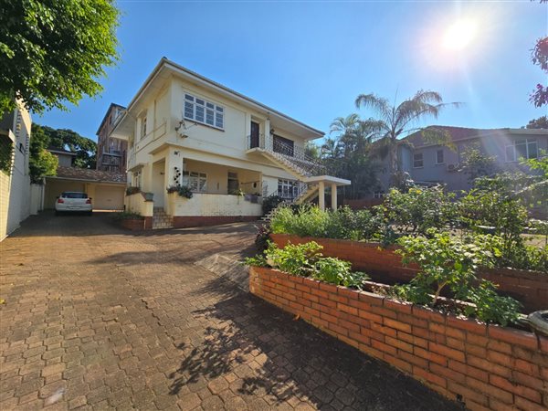 7 Bedroom House 7 Bedroom House