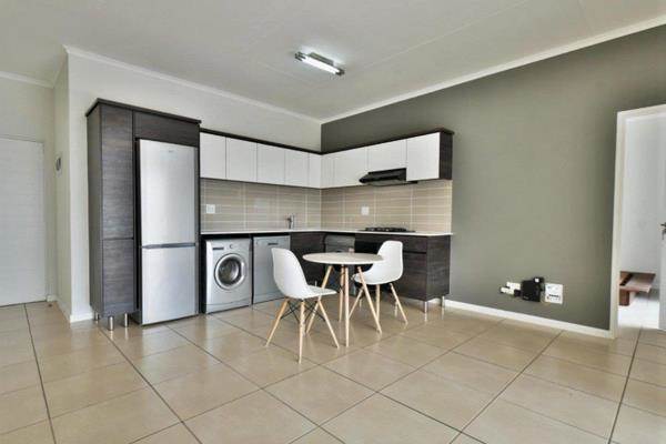 1 Bed Apartment in Modderfontein photo number 2