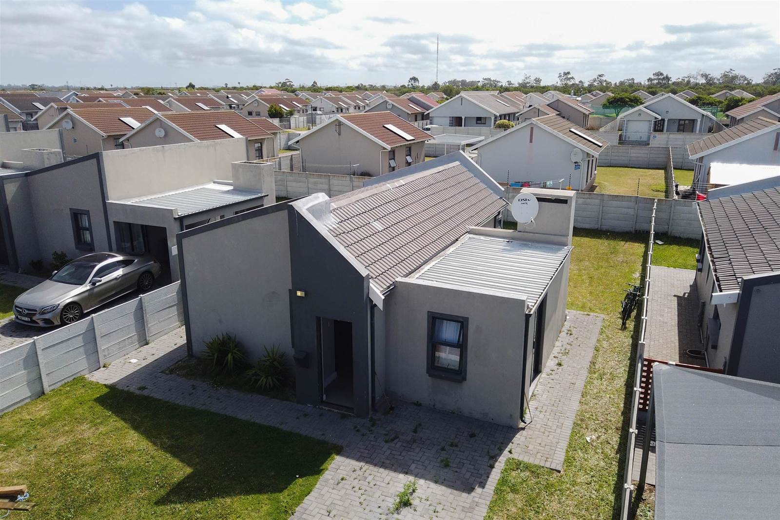 2 Bed Townhouse in Parsons Vlei photo number 16