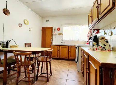 2 Bed Townhouse in Neserhof photo number 16