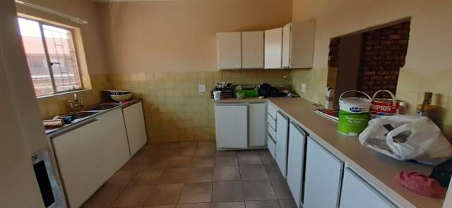 3 Bed Apartment in Greenhills photo number 6