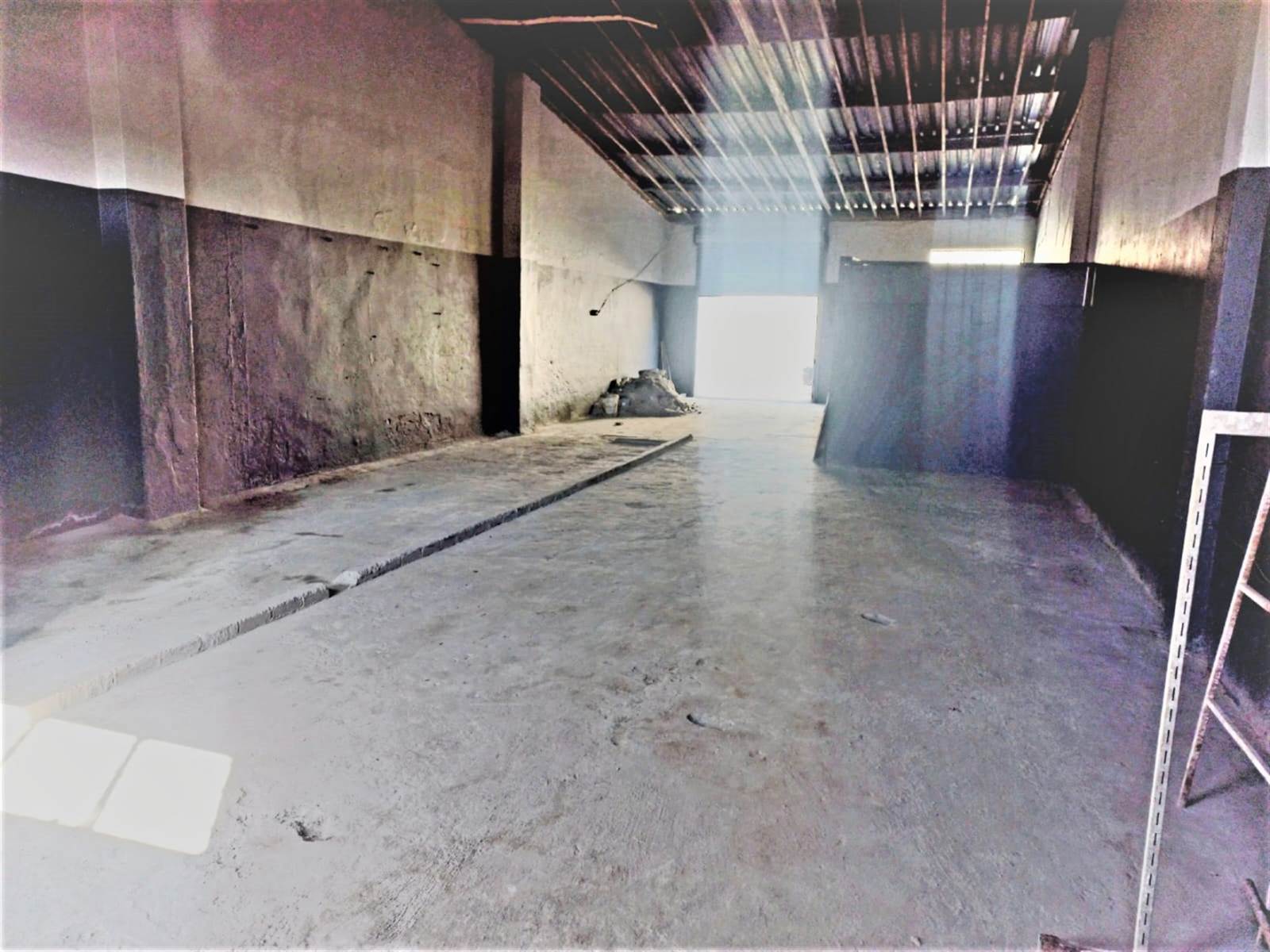 200  m² Commercial space in Phoenix Industrial photo number 4