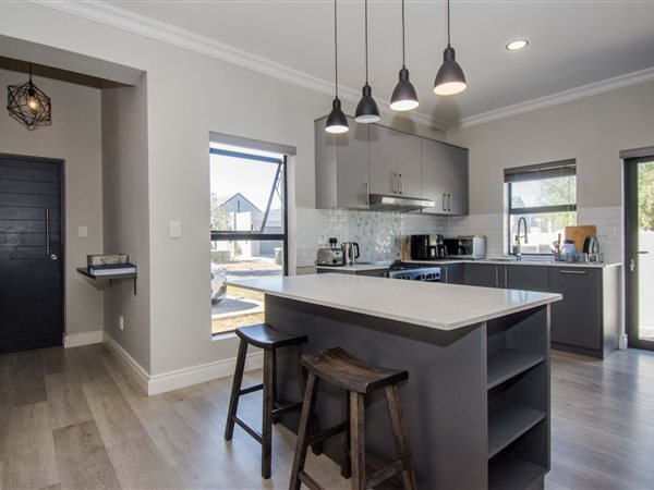 2 Bedroom House 2 Bedroom House