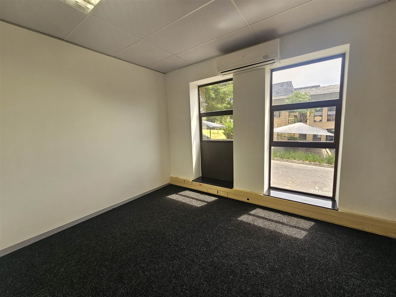 122  m² Commercial space in Hurlingham photo number 6