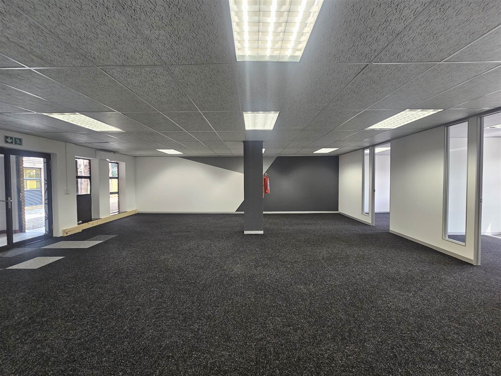 122  m² Commercial space in Hurlingham photo number 7