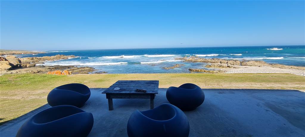 3 Bed House in St Francis Bay photo number 1