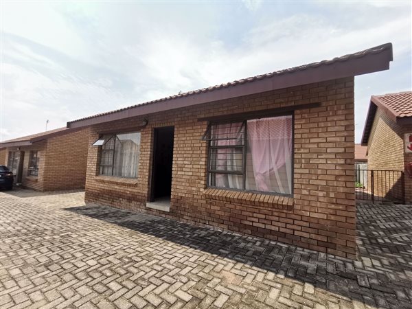 2 Bedroom Townhouse