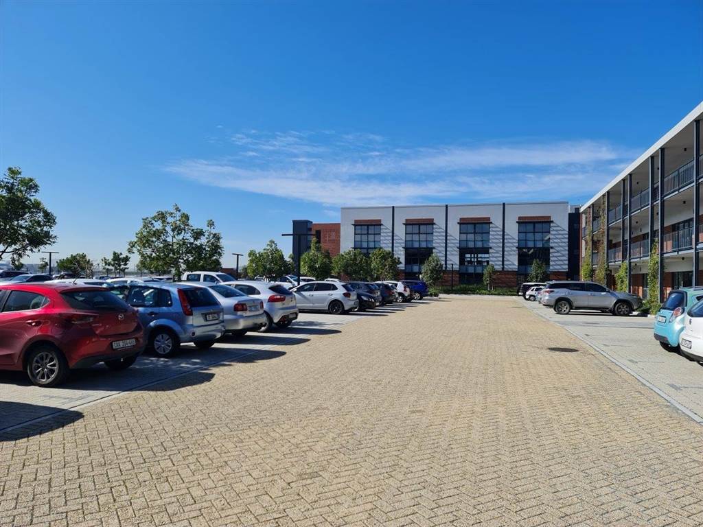 185  m² Commercial space in Sandown photo number 1