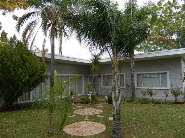 3 Bedroom House 3 Bedroom House