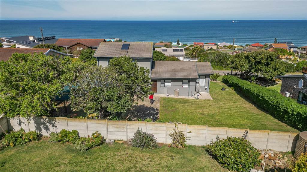 3 Bedroom House 3 Bedroom House