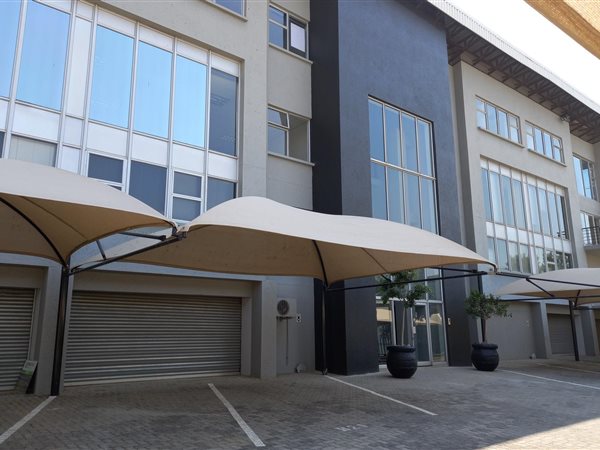 Commercial space in Kyalami