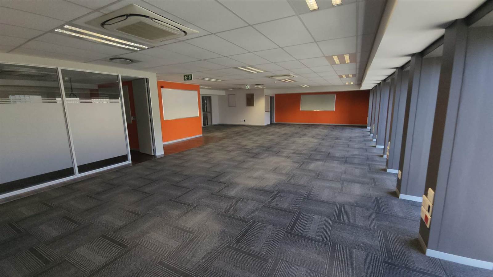 765  m² Office Space in Cape Town City Centre photo number 15