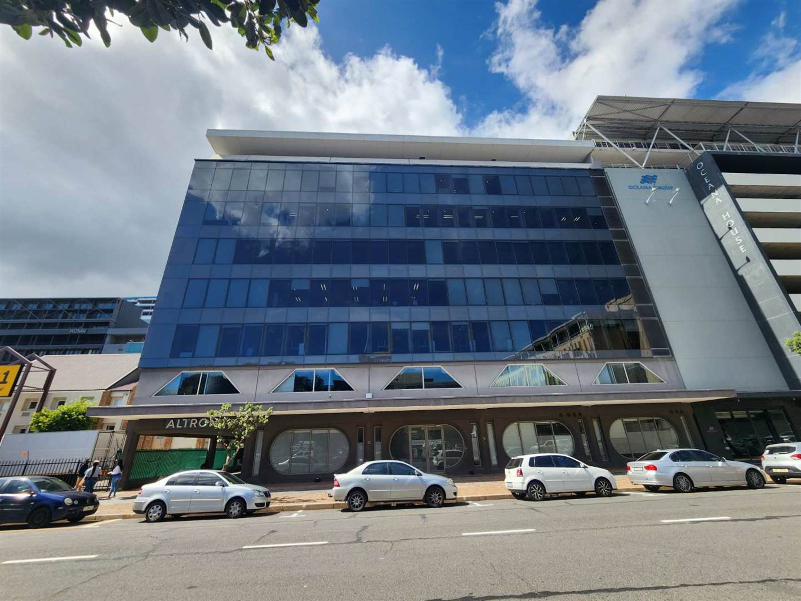 765  m² Office Space in Cape Town City Centre photo number 1
