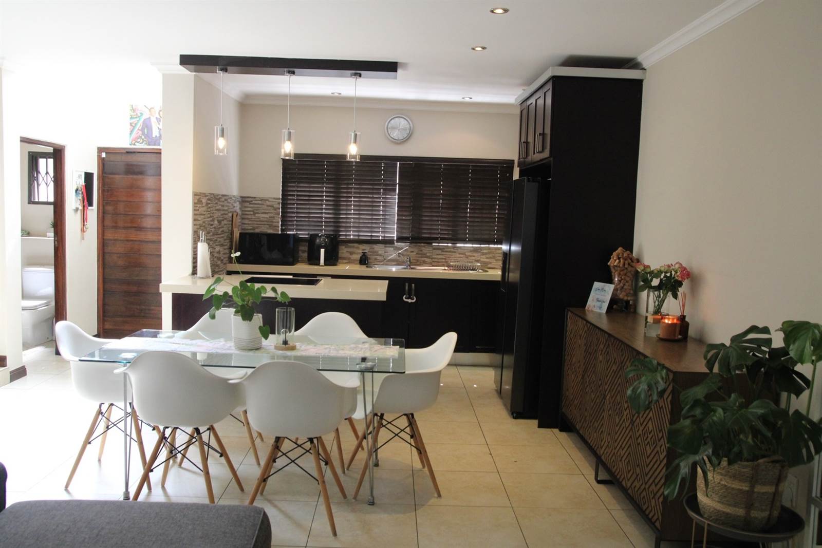 3 Bed Townhouse in Rivonia photo number 4