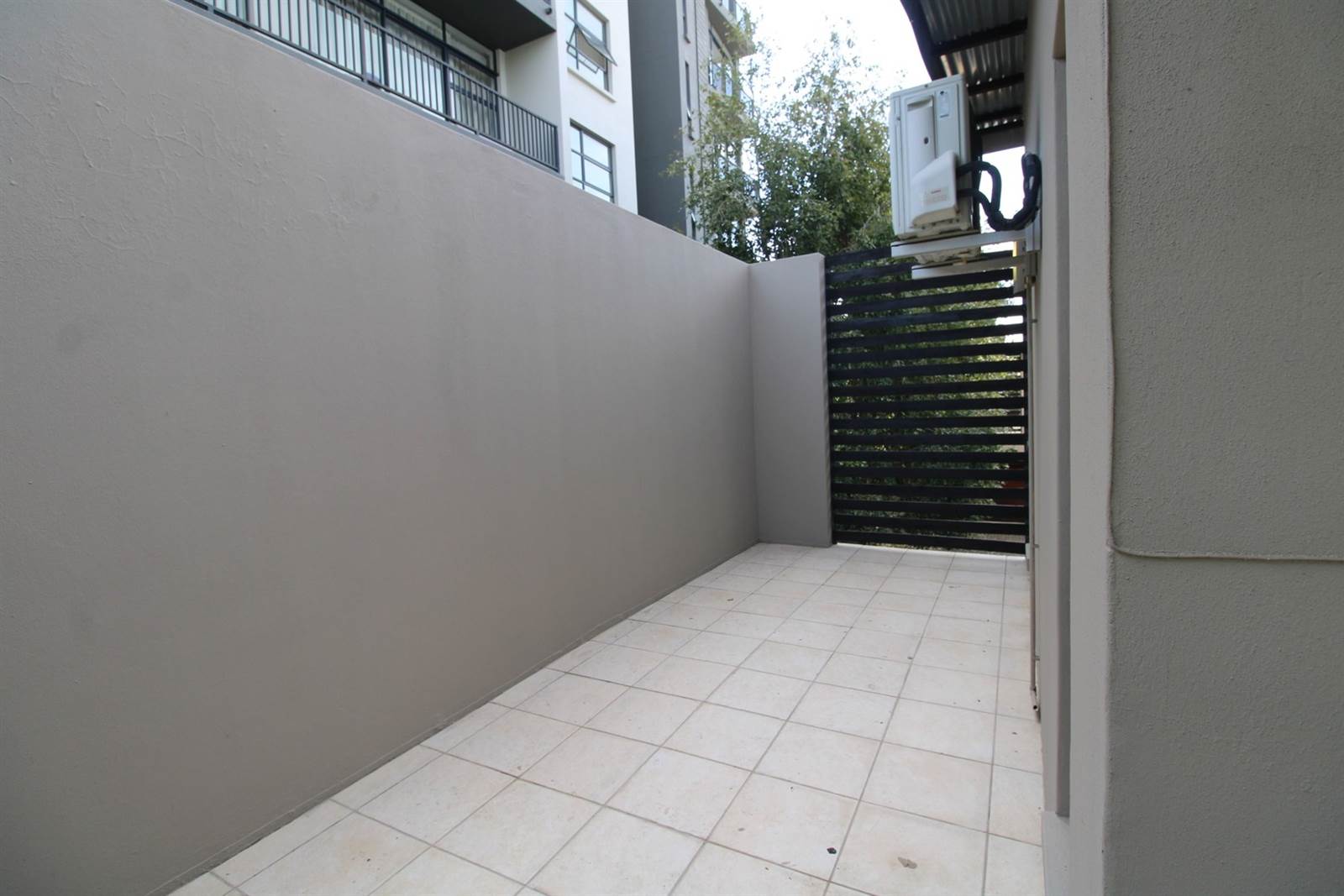 3 Bed Townhouse in Rivonia photo number 25