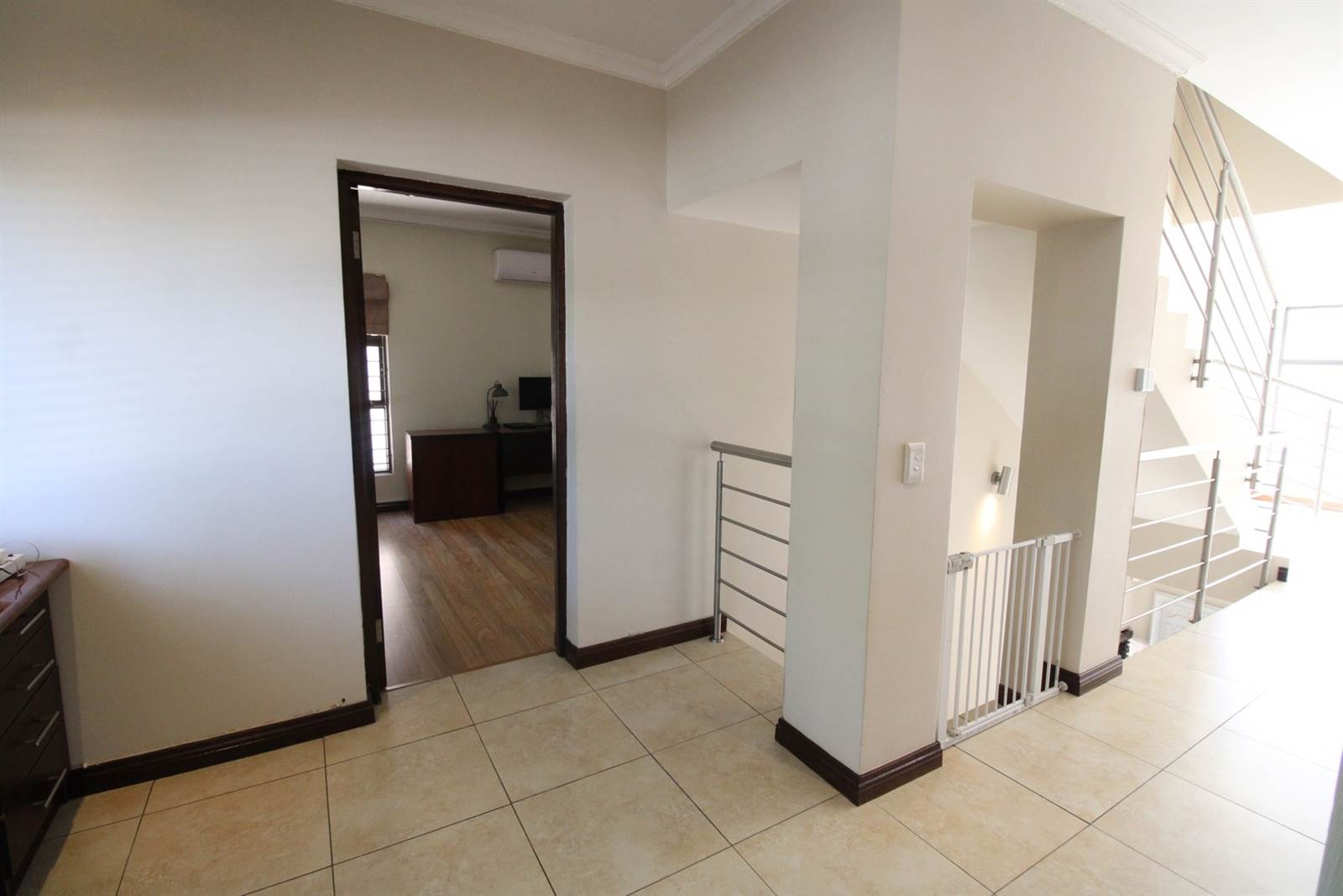 3 Bed Townhouse in Rivonia photo number 11