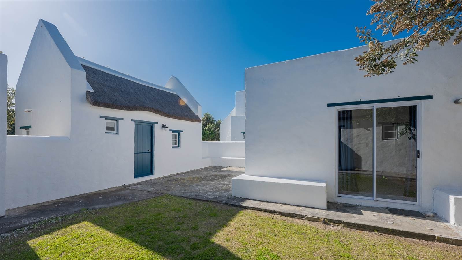 6 Bed House in Struisbaai photo number 19