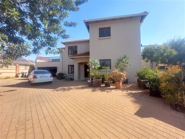 4 Bedroom House