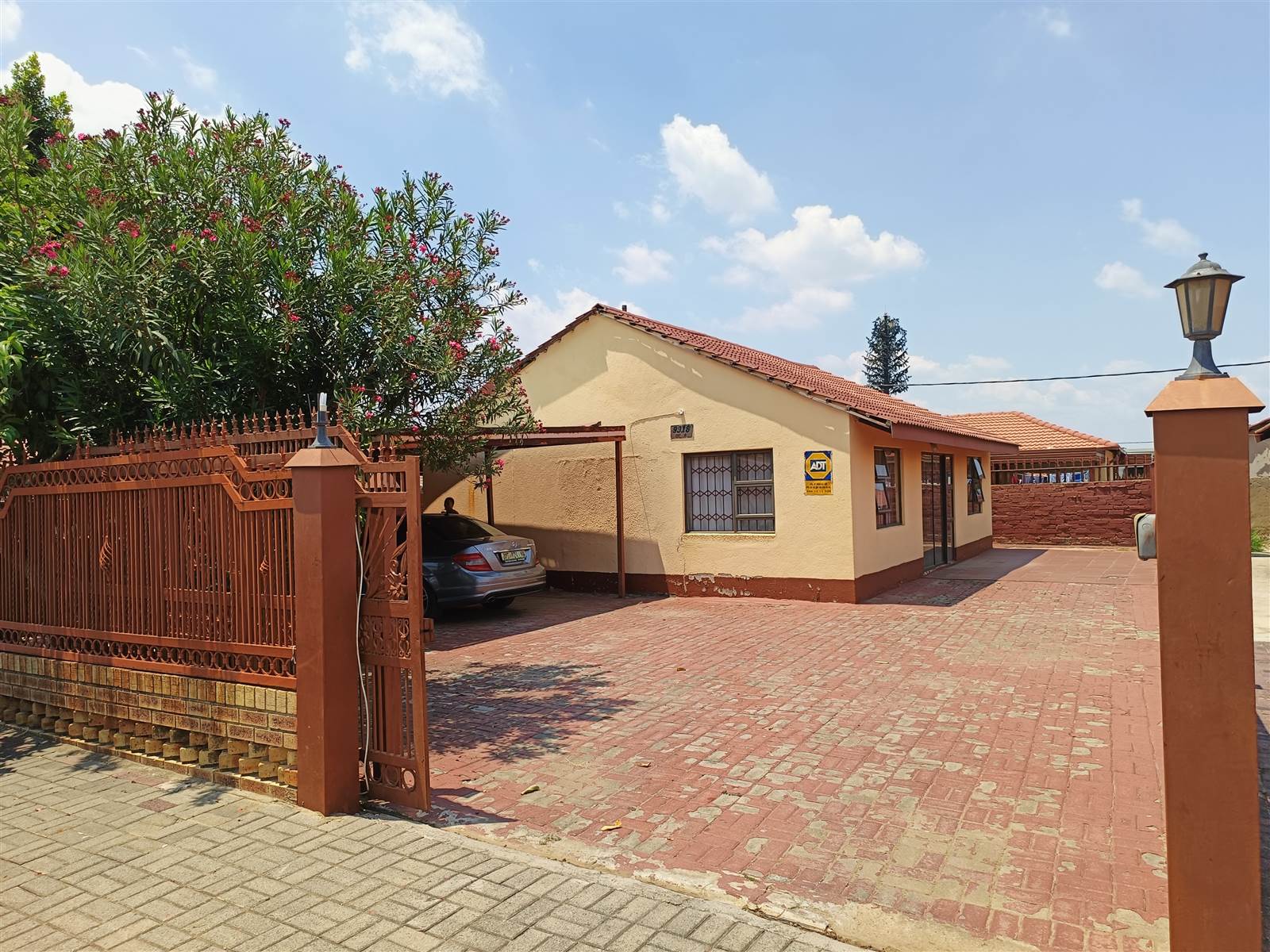 3 Bed House in Rustenburg Central photo number 4