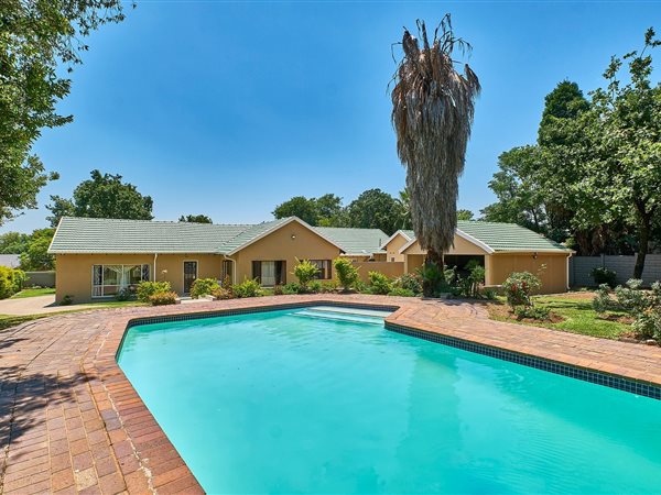4 Bed House in Gallo Manor