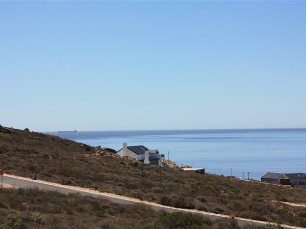 698 m² Land available in St Helena Views