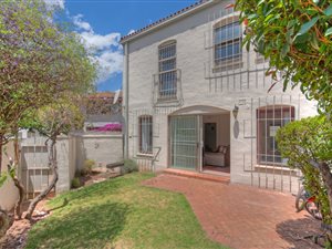 2 Bed Townhouse in Corlett Gardens