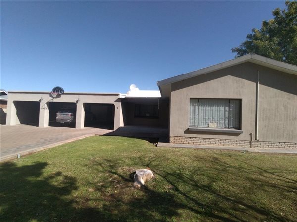 3 Bedroom House 3 Bedroom House