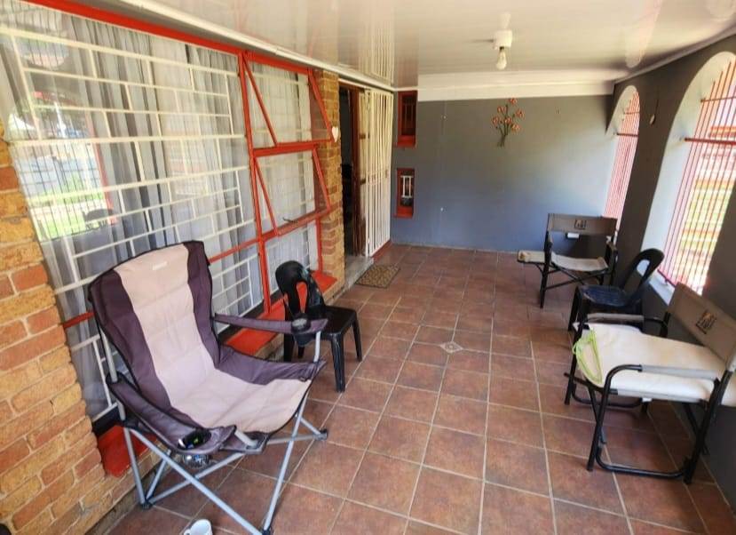 4 Bed House in Uitsig photo number 26