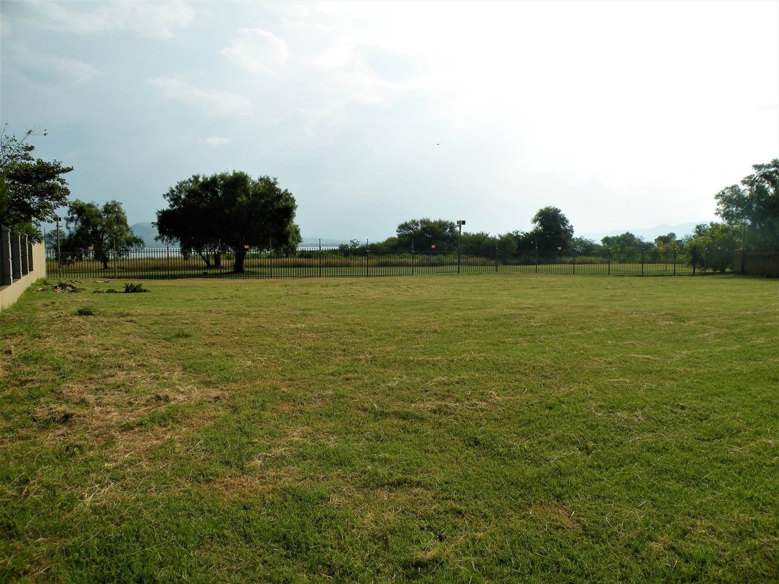 791 m² Land available in Melodie photo number 4