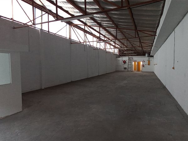 278  m² Industrial space