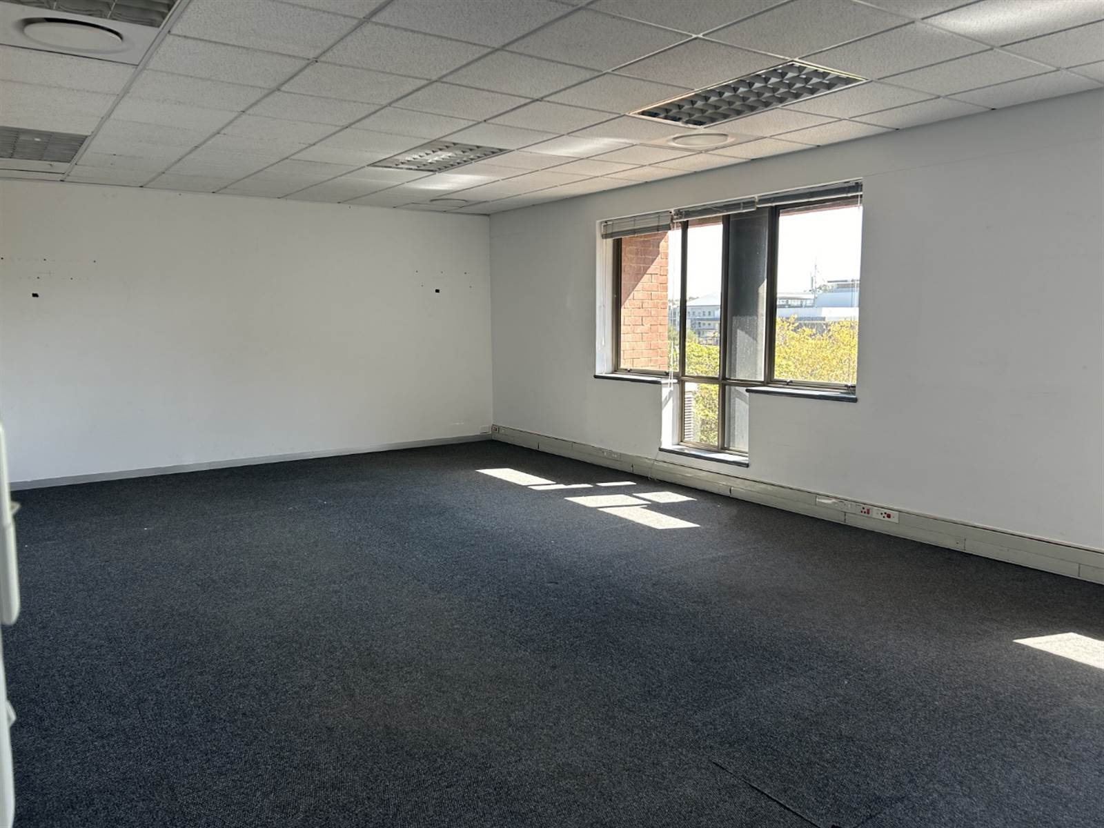 1266  m² Commercial space in Woodmead photo number 12