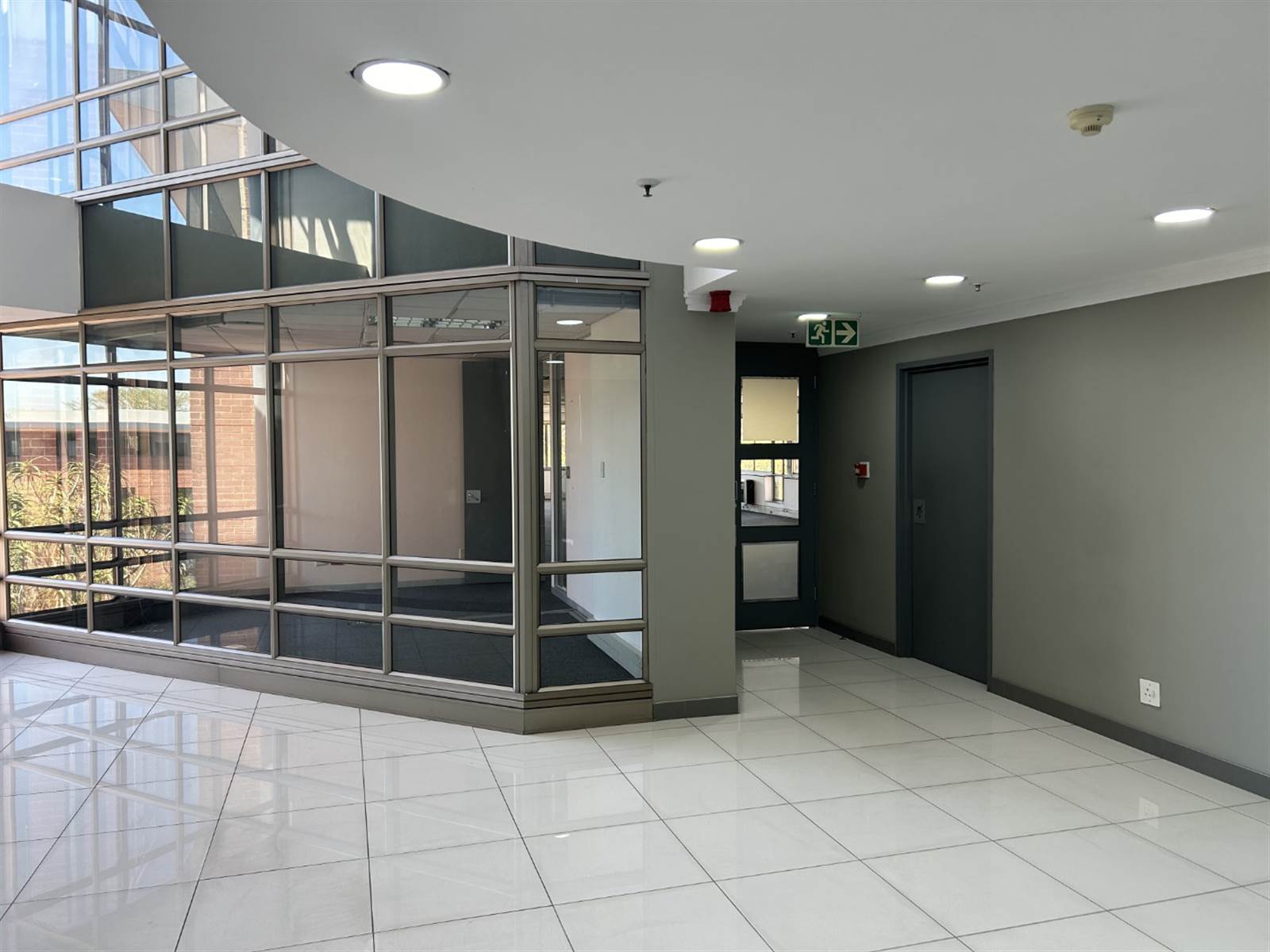 1266  m² Commercial space in Woodmead photo number 3