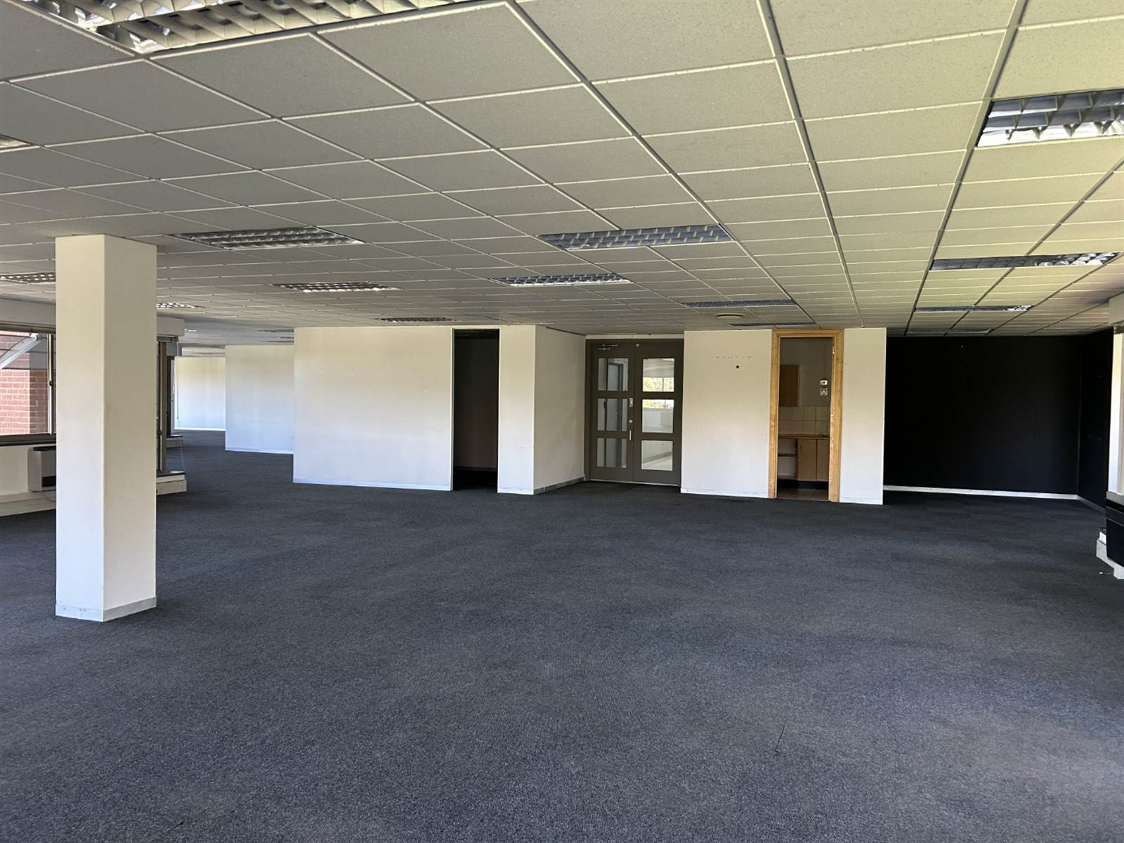1266  m² Commercial space in Woodmead photo number 8
